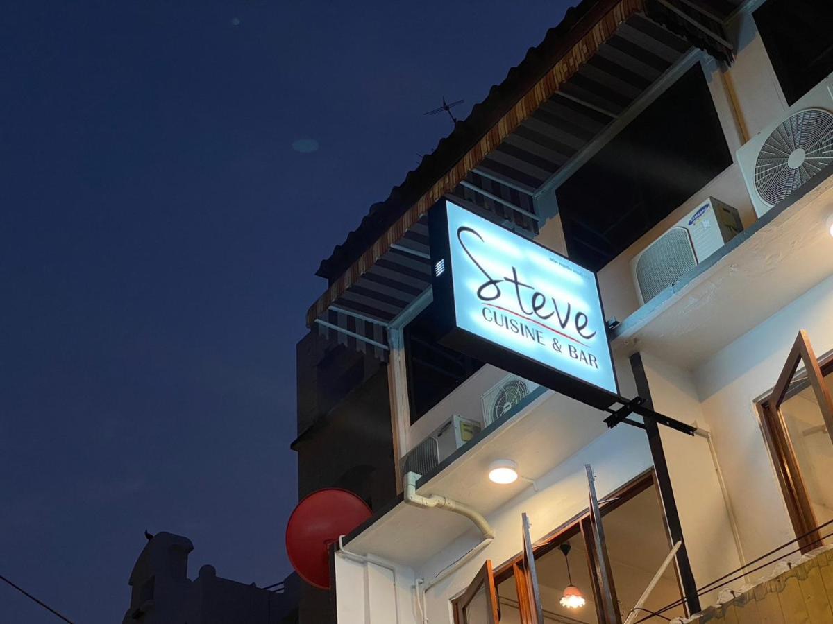 Steve Lady Hostel Банкок Екстериор снимка