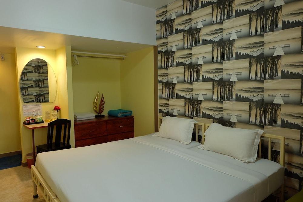 Steve Lady Hostel Банкок Екстериор снимка